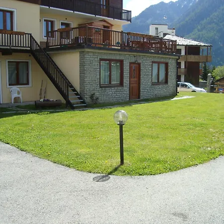 La Falconetta Konukevi Champoluc
