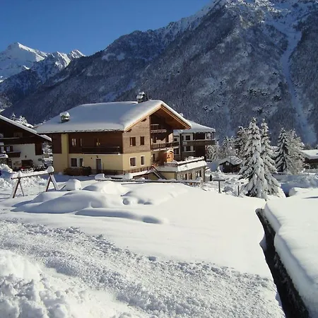 Konukevi La Falconetta Champoluc